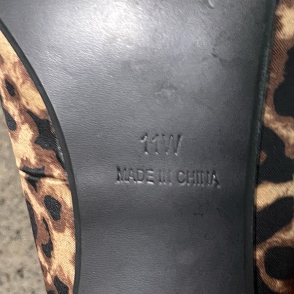 Midnight Velvet Women’s Ballet Cut Out Lace Up Leopard Print Size 11W - Picture 8 of 9